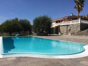 Villa con piscina a Imperia, Italy, Imperia